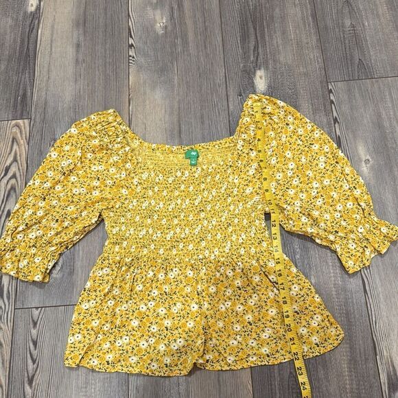 Dip Puff Sleeve Blouse - Picture 6 of 9